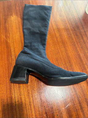 Black Heeled Boots 10.5 VtG